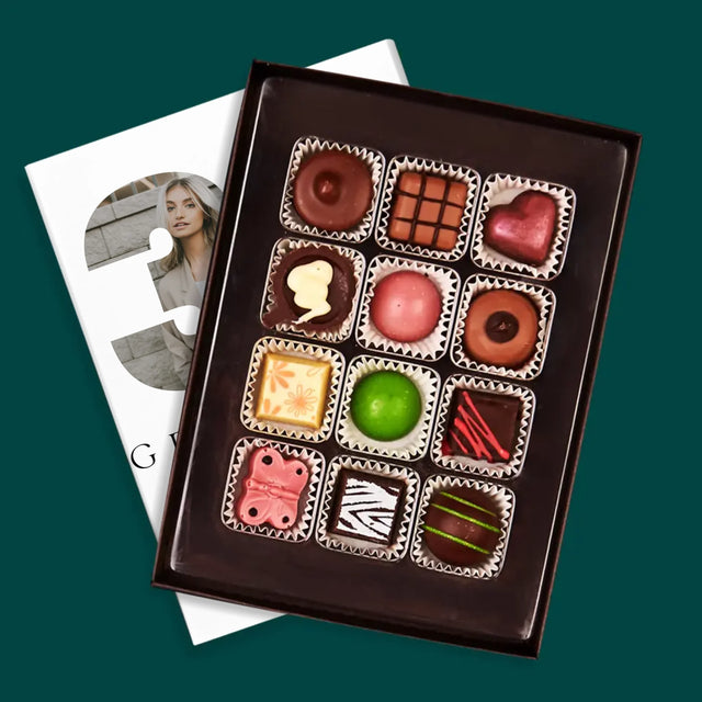 Buchstaben-Collage: 30. Geburtstag Signatur - Pralinen