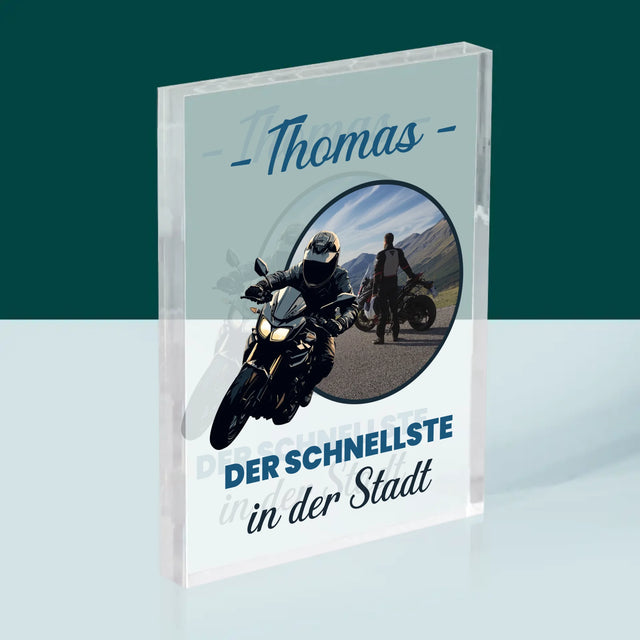 Foto Und Unterschrift: Der Schnellste In Der Stadt - Druck Auf Acrylglas