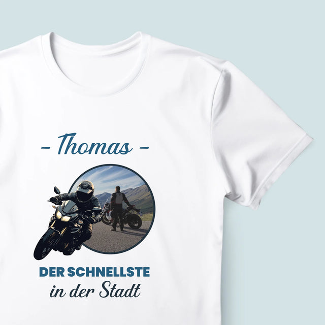 Foto Und Unterschrift: Der Schnellste In Der Stadt - T-Shirt Für Herren