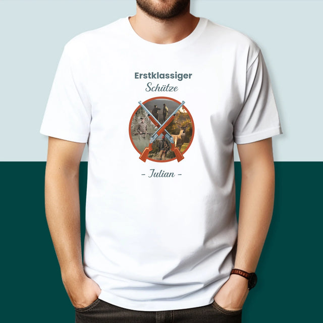 Fotocollage: Erstklassiger Schütze - T-Shirt Für Herren