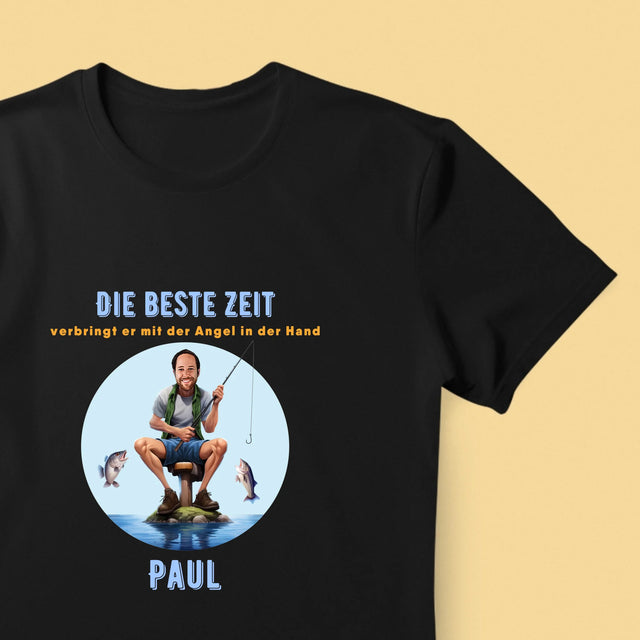 Foto und Bildunterschrift: Best Time – Bedrucktes Herren-T-Shirt | DE