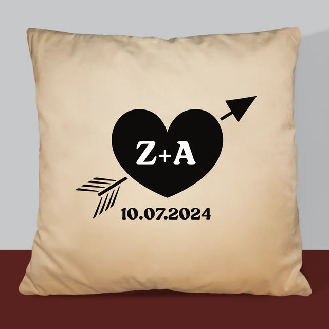 Monogramm: Initialen Herz Mit Pfeil - Kissen