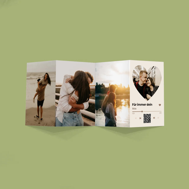 Foto Und Unterschrift: Unser Lied - Herz-Qr-Code - Fotos, Harmonikaartig Gefaltet