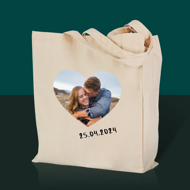 Foto und Unterschrift: Foto im Herzen - Canvastasche mit Aufdruck | DE