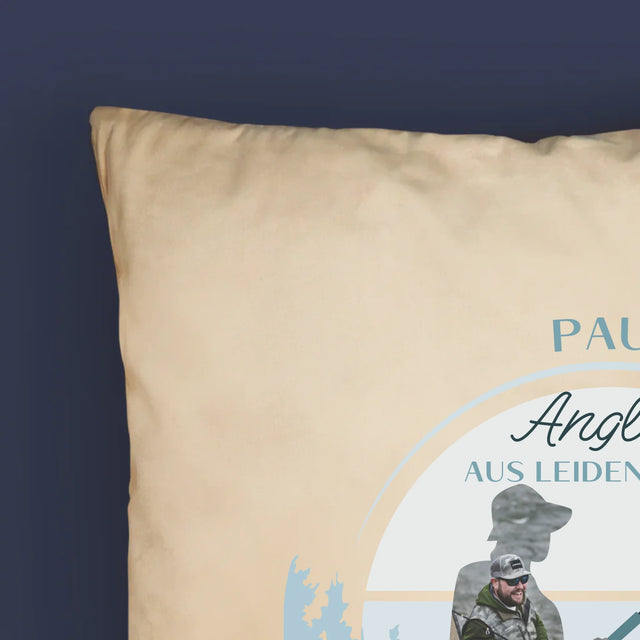 Form aus Fotos: Leidenschaftlicher Fischer – Bedrucktes Kissen | DE