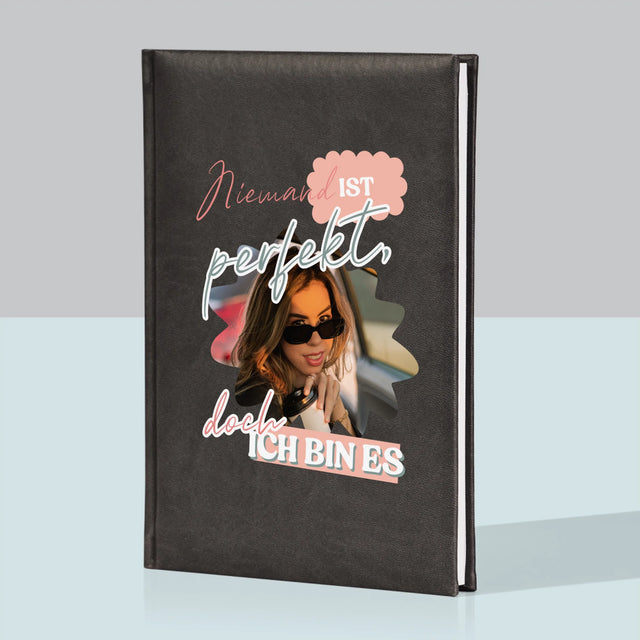 Foto Und Unterschrift: Niemand Ist Perfekt - Notizbuch