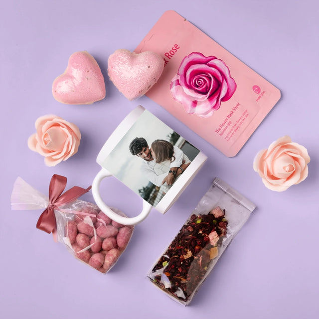 Fotocollage: 2 Fotos - Geschenkset Mit Tasse Und Wellnessartikeln