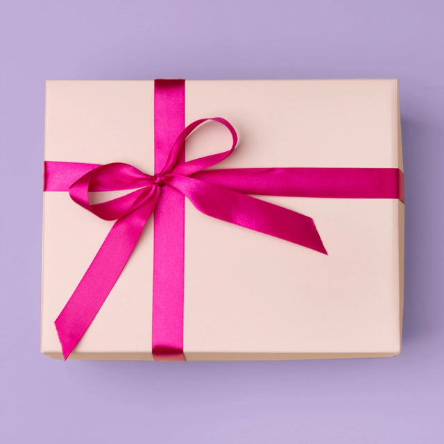 Fotocollage: 2 Fotos - Geschenkset Mit Tasse Und Wellnessartikeln