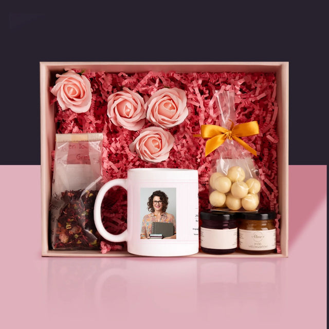 Foto Und Unterschrift: Lehrer/In-Zeugnis - Geschenkset Mit Tasse, Tee Und Süßigkeiten