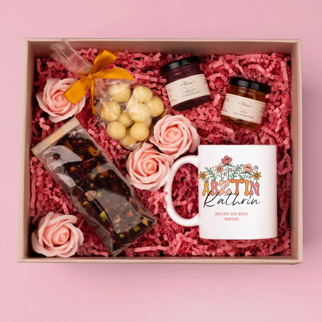 Name Und Unterschrift: Ärztin - Geschenkset Mit Tasse, Tee Und Süßigkeiten