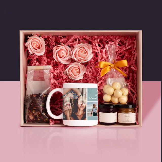 Fotocollage: Beste Freundinnen - Geschenkset Mit Tasse, Tee Und Süßigkeiten
