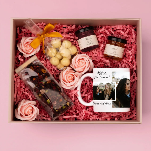 Fotocollage: Freundinnen Für Immer - Geschenkset Mit Tasse, Tee Und Süßigkeiten