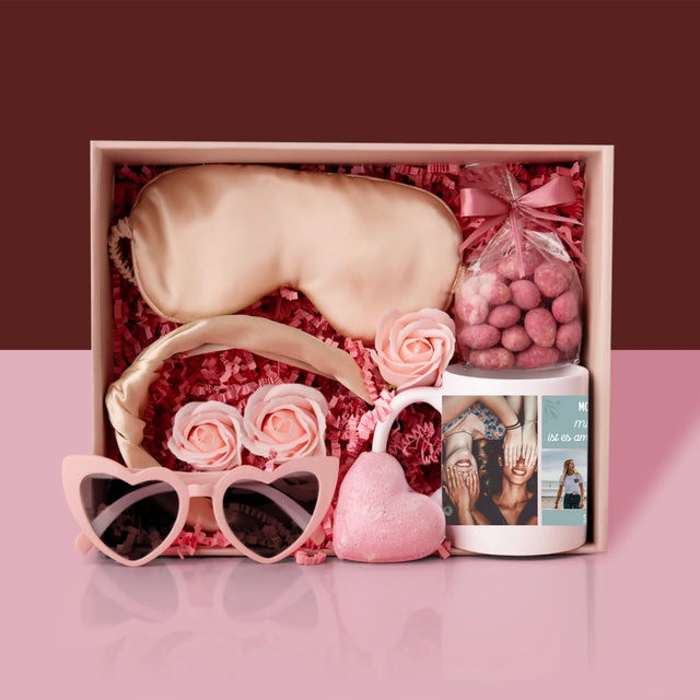 Fotocollage: Beste Freundinnen - Geschenkset Mit Einer Tasse Und Einem Satin-Haarband