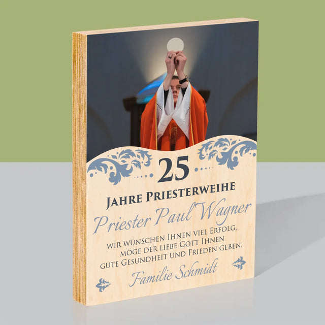Foto Und Unterschrift: Jubiläum Der Priesterweihe - Druck Auf Holz