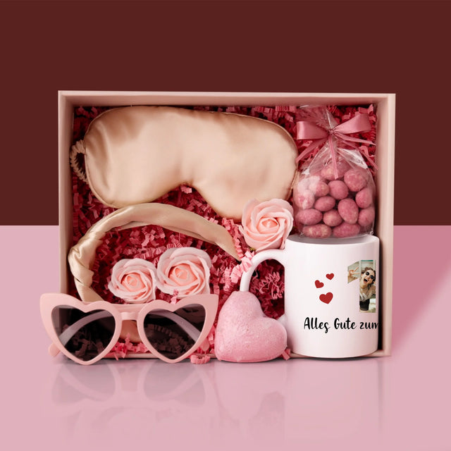 Buchstaben-Collage: 18. Geburtstag - Geschenkset Mit Einer Tasse Und Einem Satin-Haarband