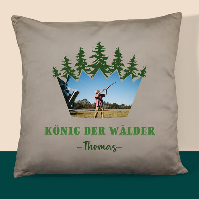 Form-Collage: König Der Wälder - Kissen
