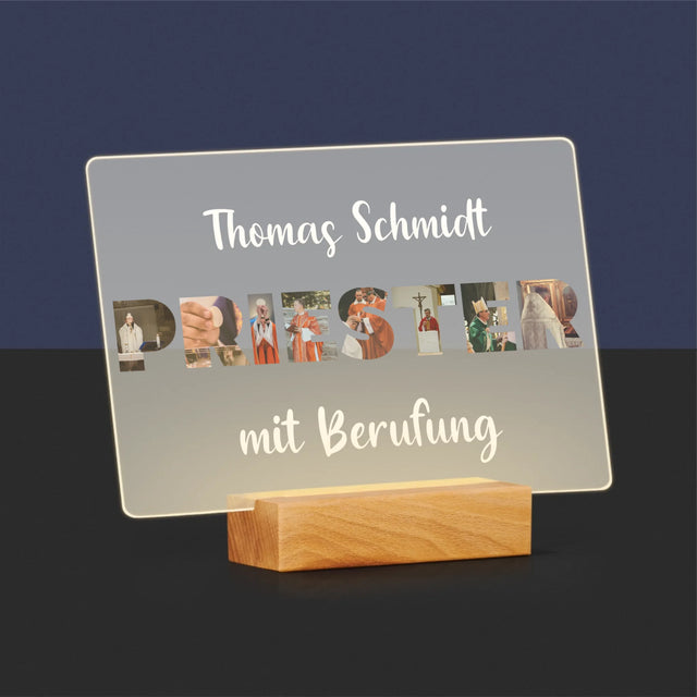 Buchstaben-Collage: Priester Aus Berufung - Druck Auf Acrylglas