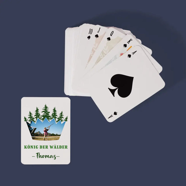 Form-Collage: König Der Wälder - Spielkarten