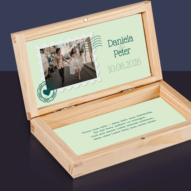 Foto Und Unterschrift: Hochzeitspostkarte - Holzkassette