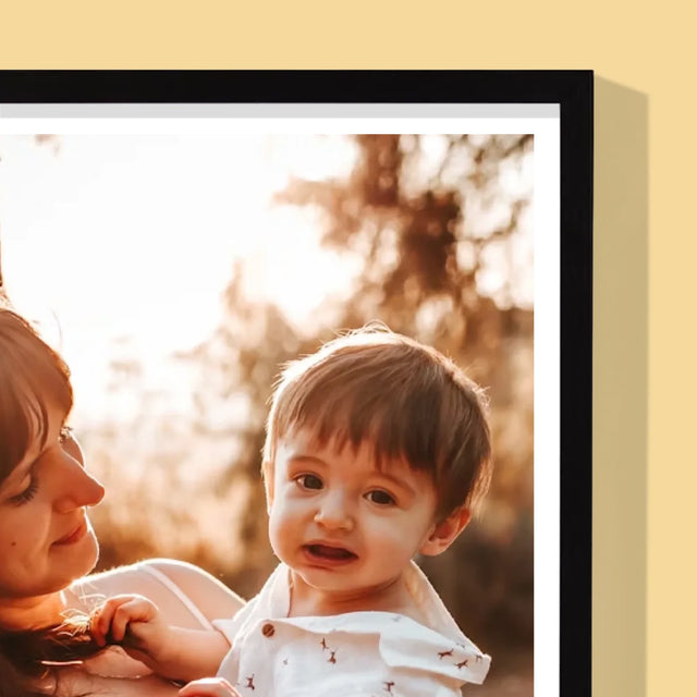 Foto Und Unterschrift: Eine Unersetzliche Mama – Widmung - Druck Mit Rahmen 30X40