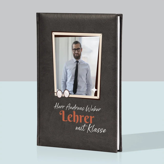 Foto Und Unterschrift: Lehrer Mit Klasse - Notizbuch