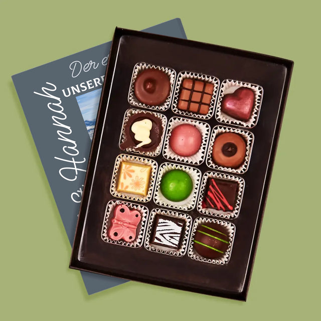 Foto Und Unterschrift: Der Erste Tag Unserer Geschichte - Pralinen