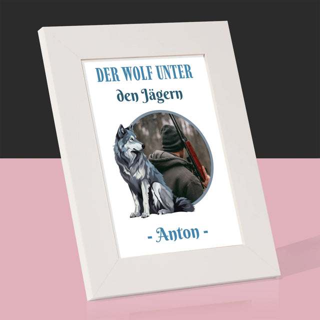 Foto Und Unterschrift: Der Wolf Unter Den Jägern - Bilderrahmen