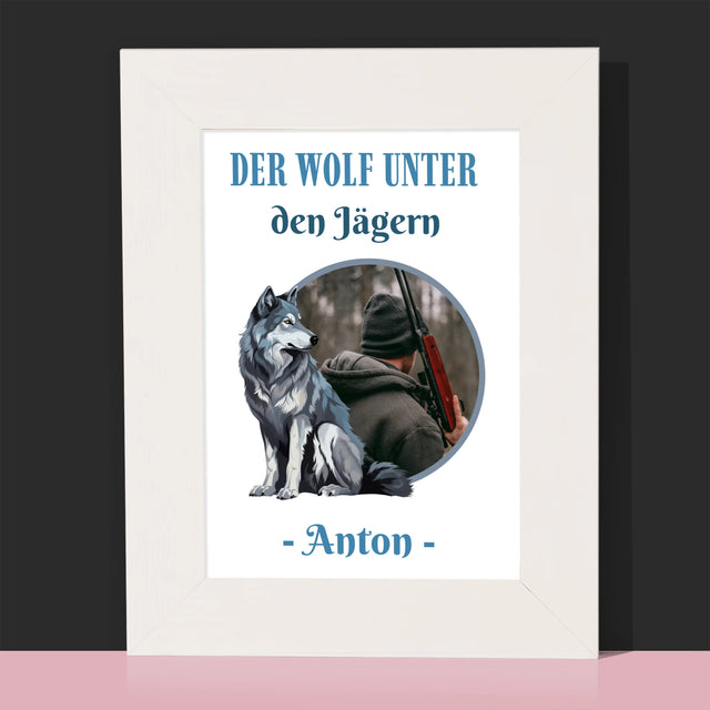 Foto Und Unterschrift: Der Wolf Unter Den Jägern - Bilderrahmen