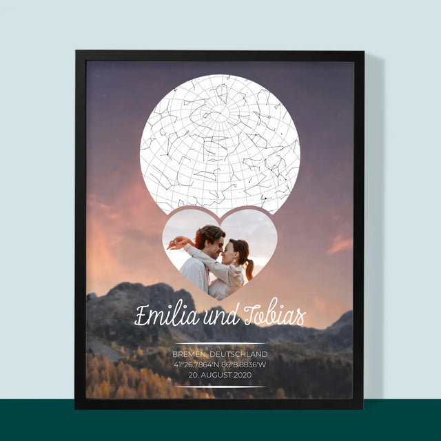 Sternkarte: Verliebtes Paar In Den Bergen - Druck Mit Rahmen 30X40