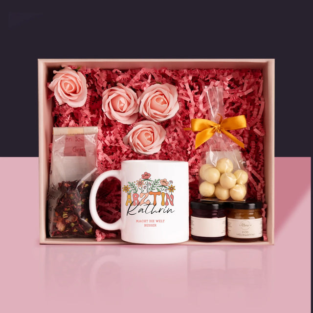 Name Und Unterschrift: Ärztin - Geschenkset Mit Tasse, Tee Und Süßigkeiten