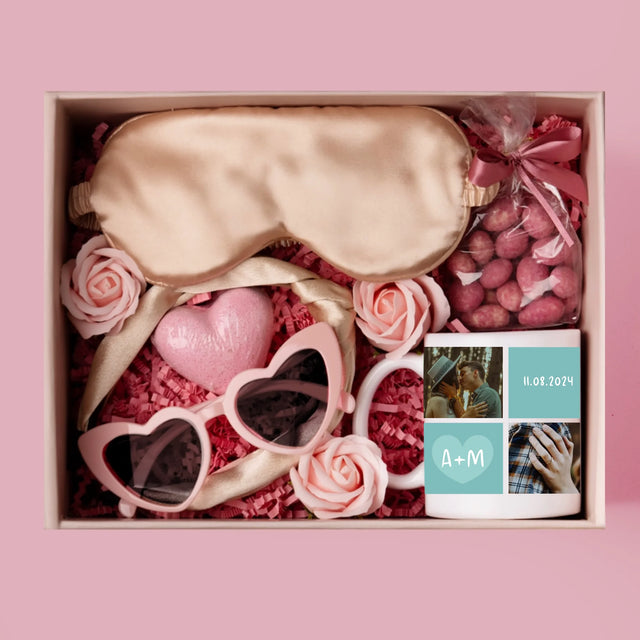 Fotocollage: Ich Liebe Dich Initialen - Geschenkset Mit Einer Tasse Und Einem Satin-Haarband