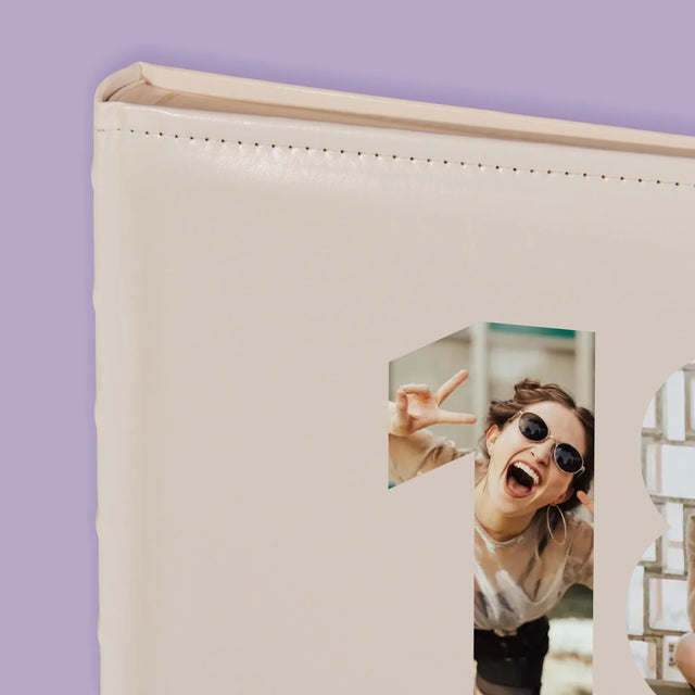 Buchstaben-Collage: 18. Geburtstag - Fotoalbum