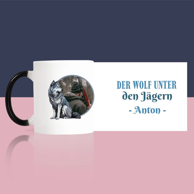 Foto Und Unterschrift: Der Wolf Unter Den Jägern - Tasse