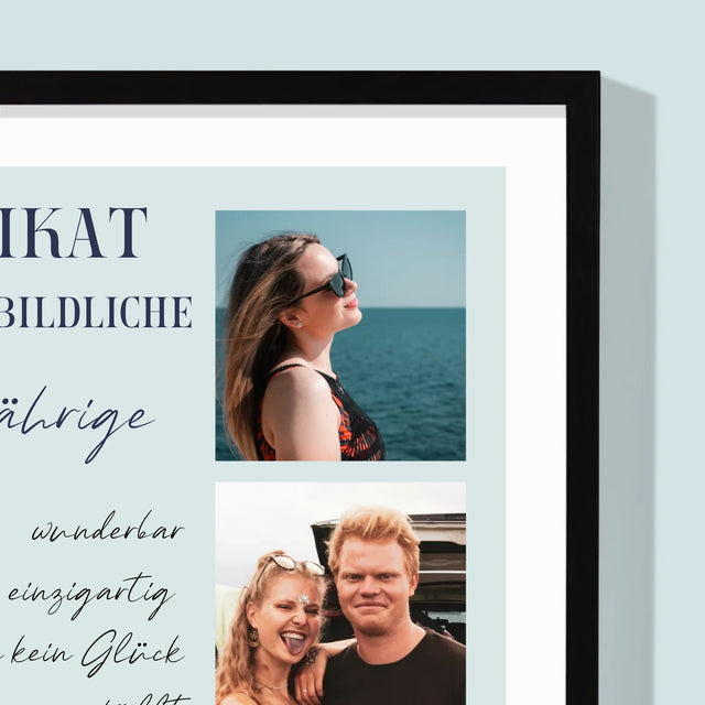 Fotocollage: Zertifikat Für Eine Vorbildliche Dreißigjährige - Druck Mit Rahmen 30X40