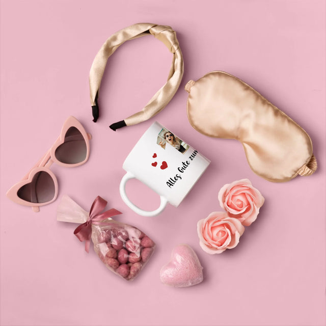 Buchstaben-Collage: 18. Geburtstag - Geschenkset Mit Einer Tasse Und Einem Satin-Haarband