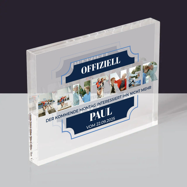 Buchstaben-Collage: Offiziell Im Ruhestand - Acrylblock