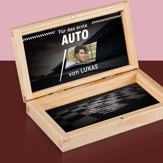 Foto Und Unterschrift: Für Das Erste Auto - Holzkassette