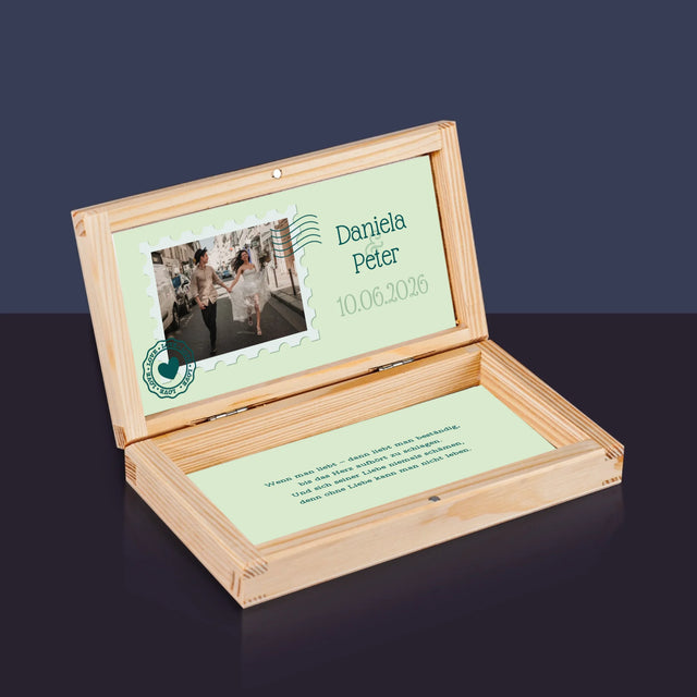 Foto Und Unterschrift: Hochzeitspostkarte - Holzkassette