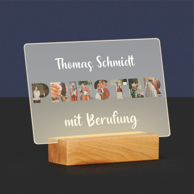 Buchstaben-Collage: Priester Aus Berufung - Druck Auf Acrylglas