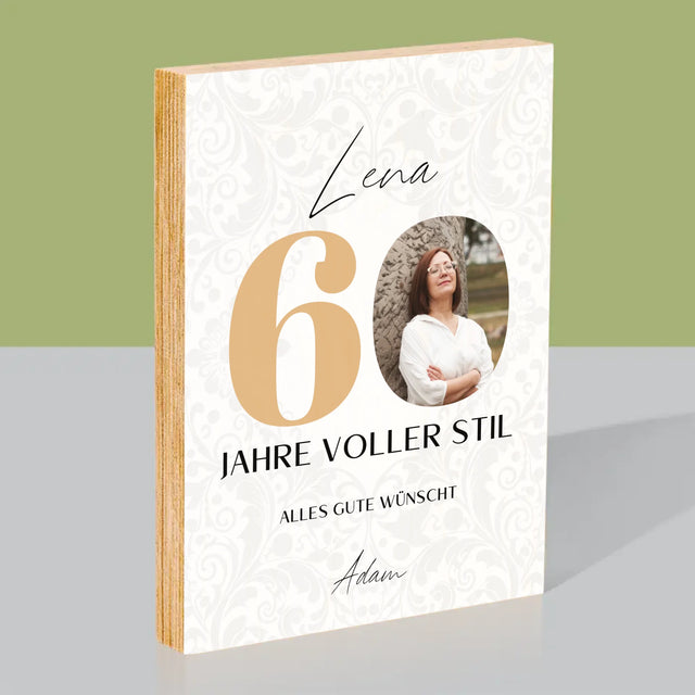 Foto Und Unterschrift: 60 Jahre Voller Stil - Druck Auf Holz