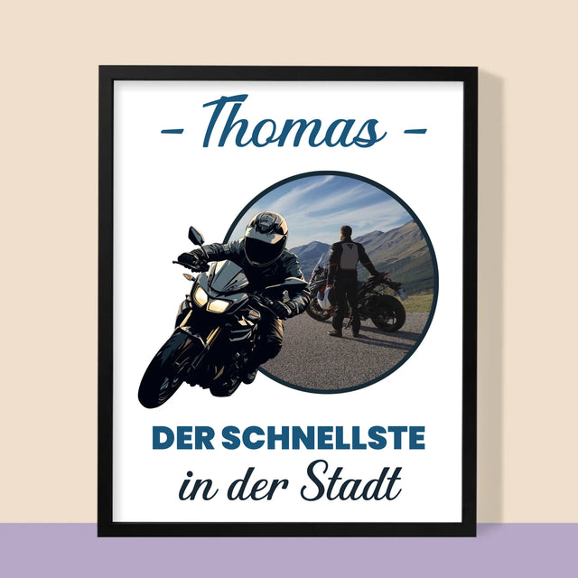 Foto Und Unterschrift: Der Schnellste In Der Stadt - Druck Mit Rahmen 30X40
