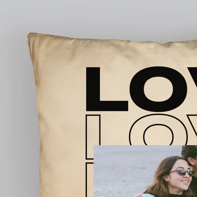 Fotocollage: Aufschrift „Love“ - Kissen