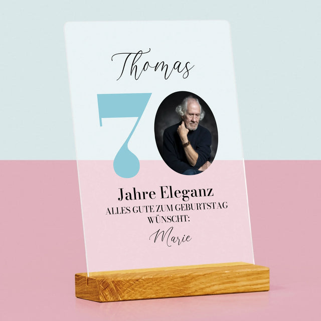 Foto Und Unterschrift: 70 Jahre Eleganz - Druck Auf Acrylglas